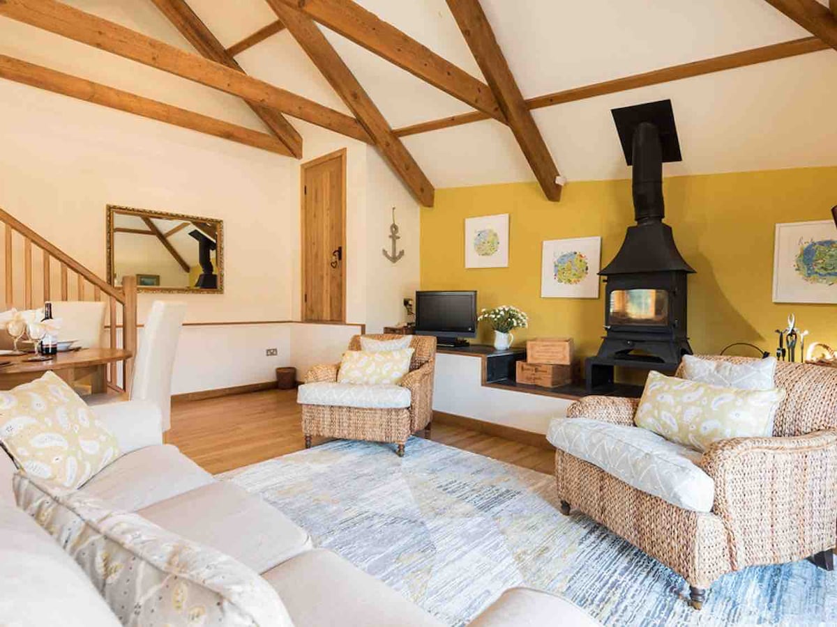 Successful Airbnb property: The Barn at The Point near Polzeath Beach in St. Minver Highlands