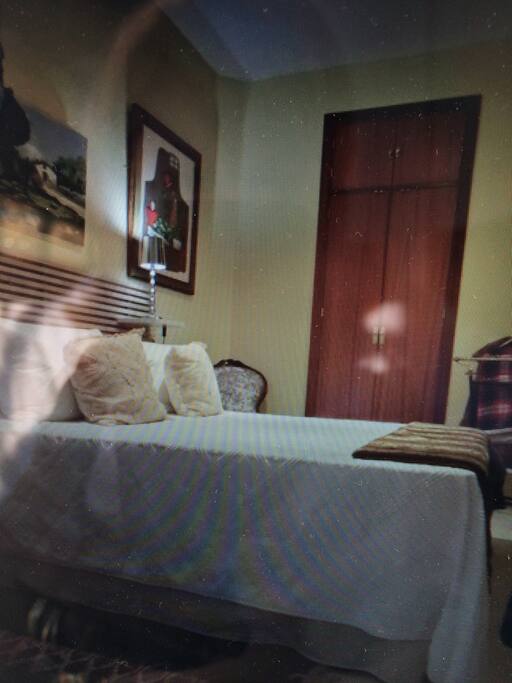 segunda habitación con dos camas