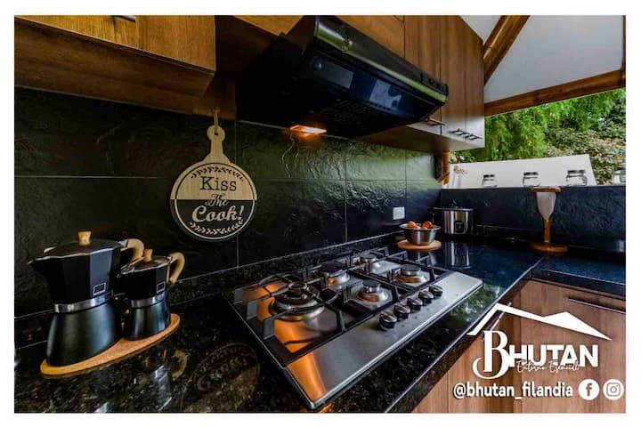 Bhutan Cabine 2 Pour 4 Avec Salle De Bain Privée - Filandia