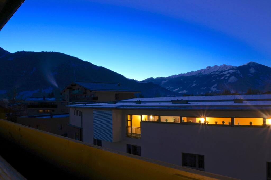 zonsopgang vanaf het balkon/sunrise from the balcony