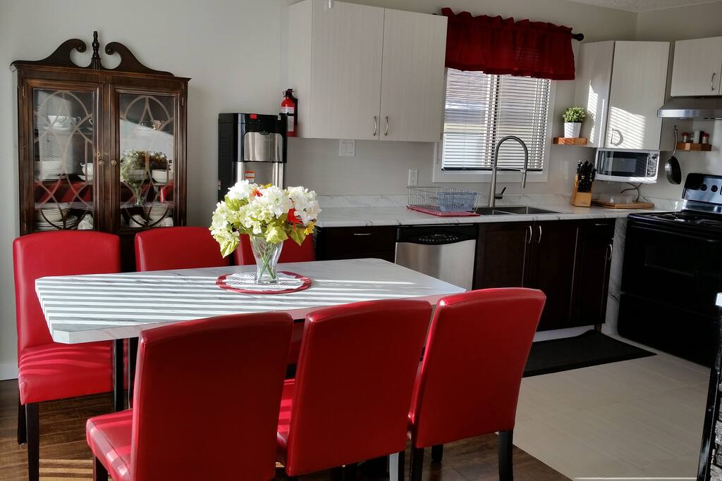 Large kitchen equipped with all necessities