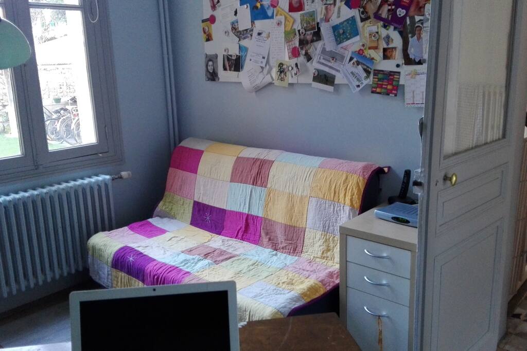 chambre 2 avec canapé-lit super confortable
