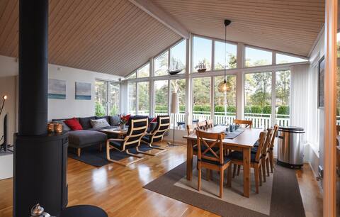 Popular Airbnb listing: Year-round residence on Öddö in Strömstad in Strömstad