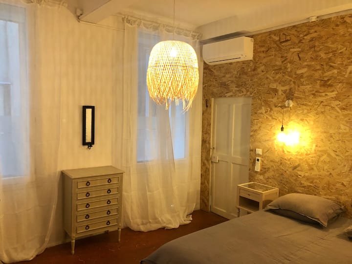 ห้องนอน 2/ลานบ้าน