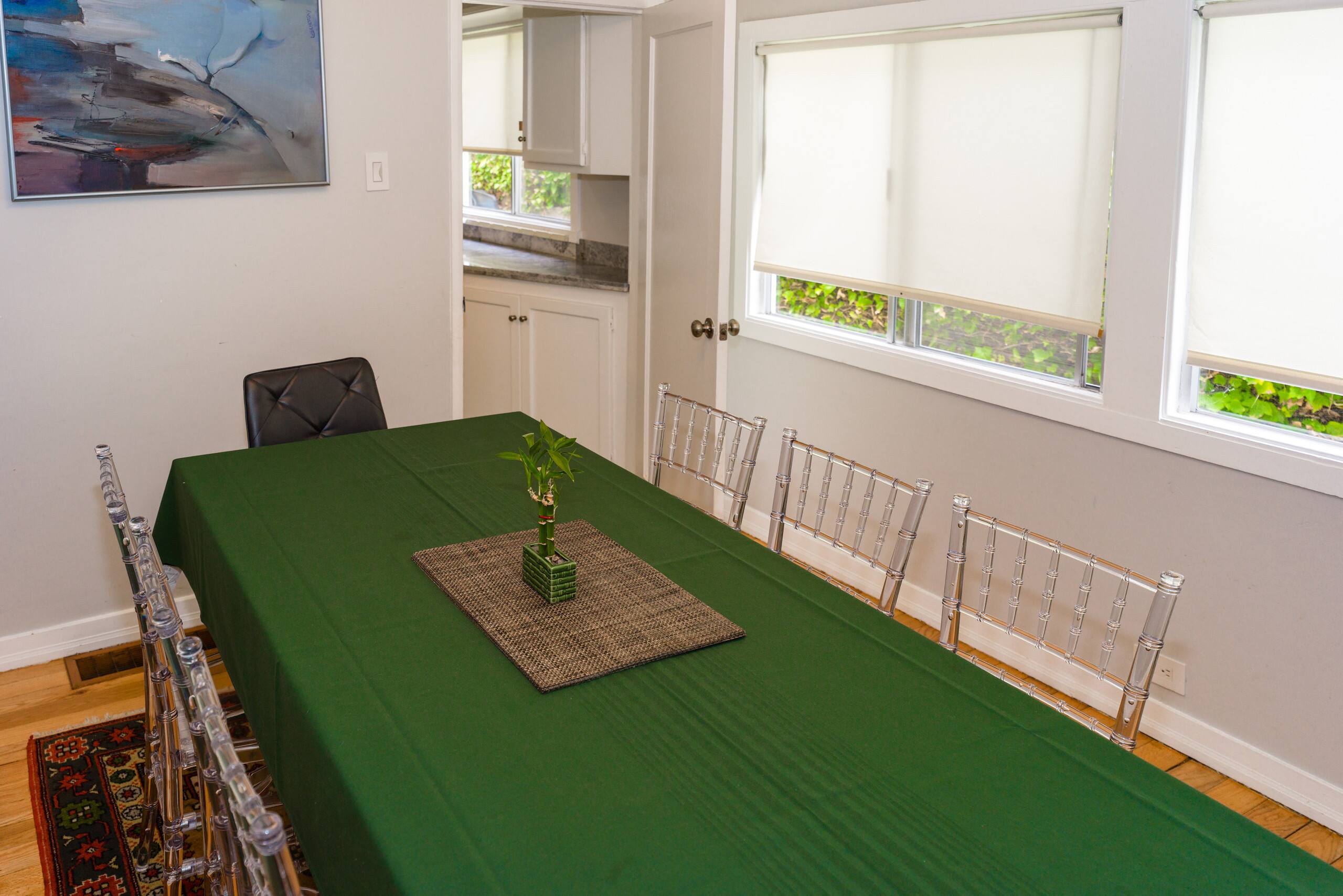 Home in San Francisco · ★4.91 · 3 bedrooms · 3 beds · 2 baths - Image 8