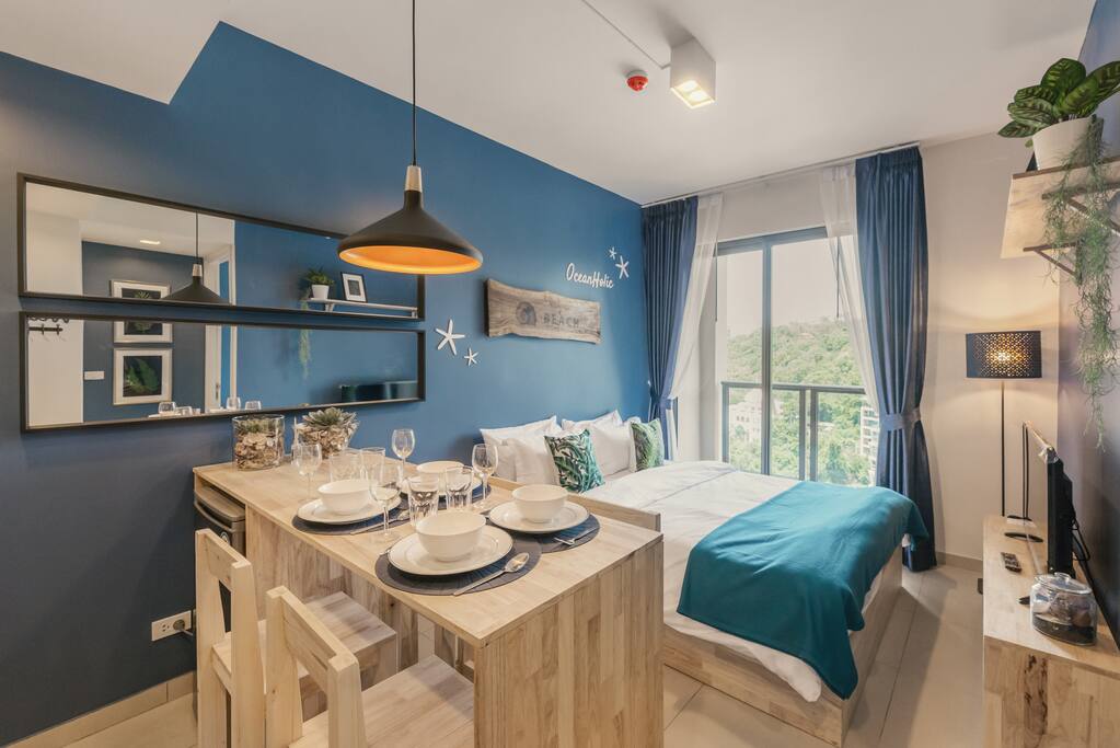 Living Room (with Queen bed instead of Sofa) & Dining Table
