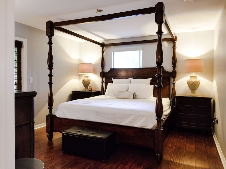 Master BR with king bed