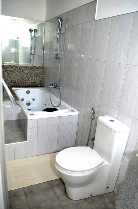 Ensuit with Spa