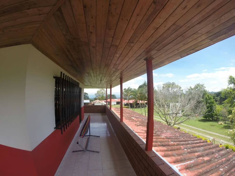 Balcón en el segundo piso