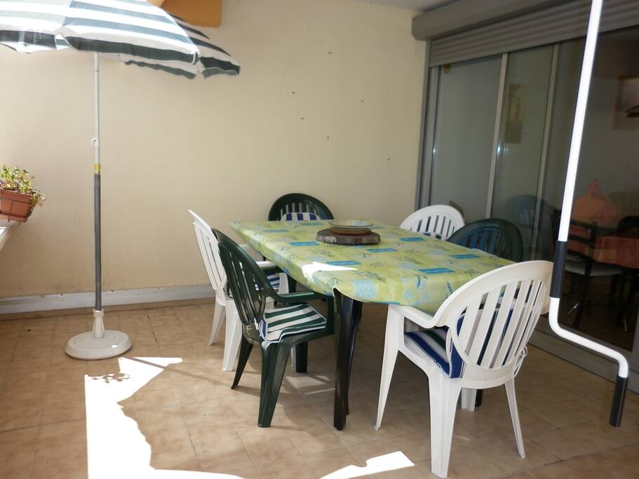 terrasse de 17m² donnant sur le port