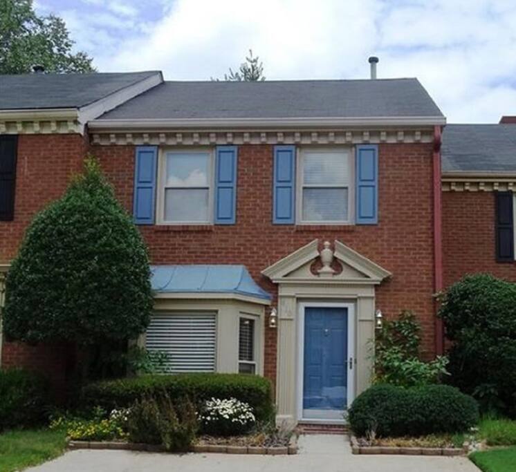 Townhouse Entry