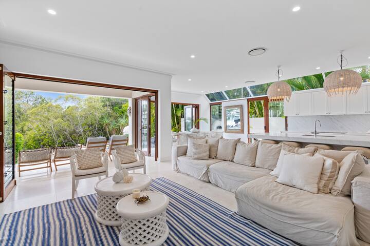 Quintessential Noosa Waterfront Home/ Heated Pool gallery image 5