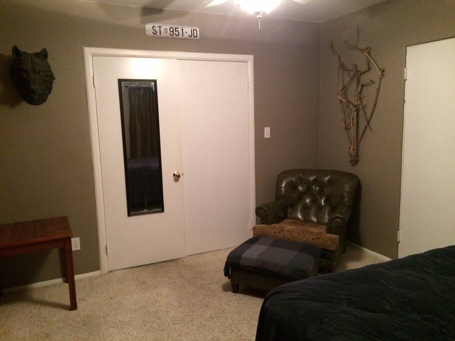 Guest Room 1
