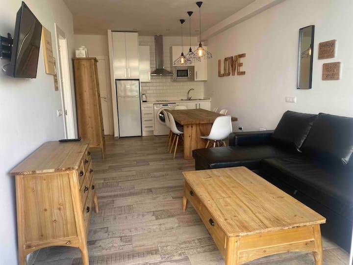 Apartamento Ideal En Primera Linea De Playa - Benalmádena