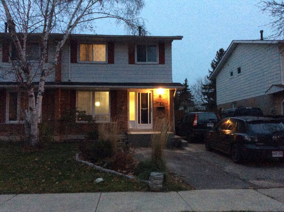 FRONT OF HOUSE AND DRIVEWAY