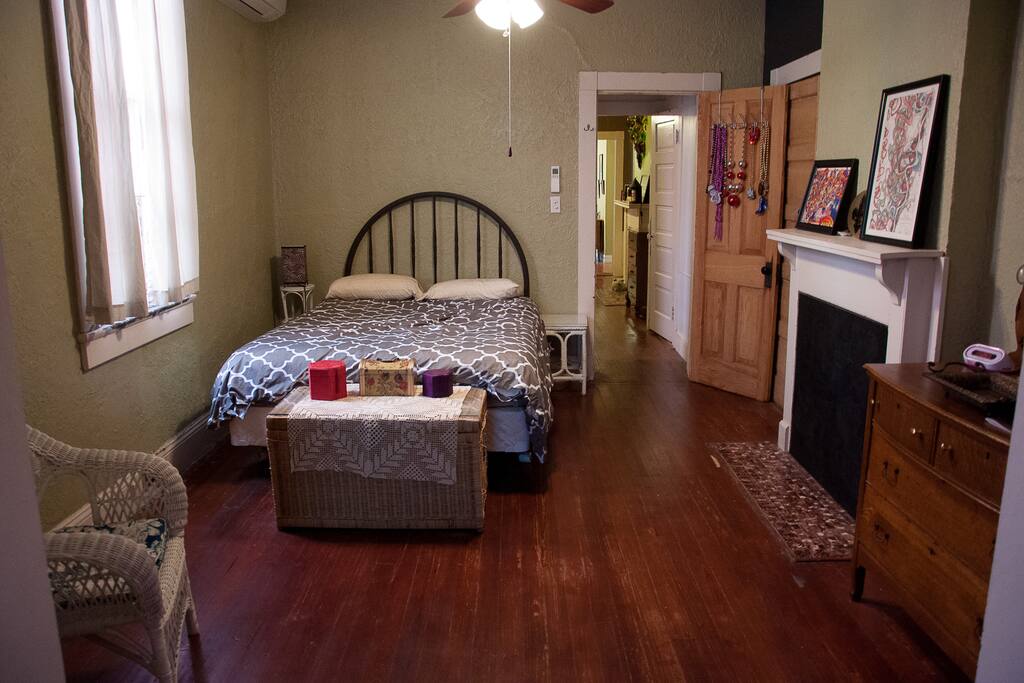 Front bedroom