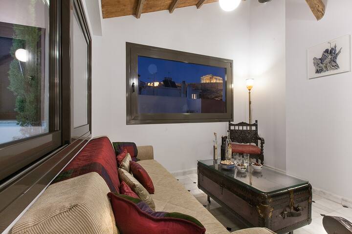 Rare Parthenon View: Acropolis Apartment & Terrace gallery image 3