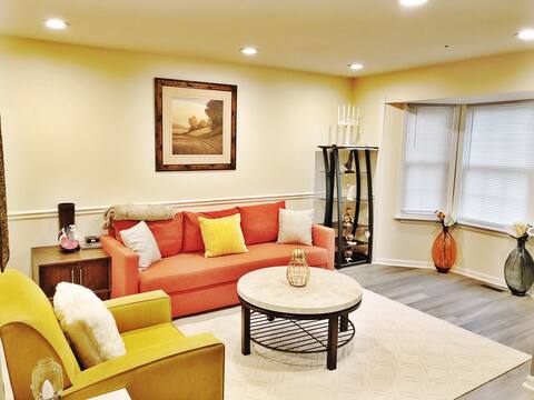 Modern/Spacious 3 B/rms-2.5 Baths-Silver Spring.