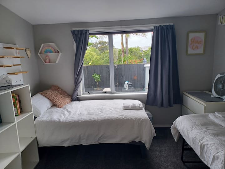 غرفة النوم 1