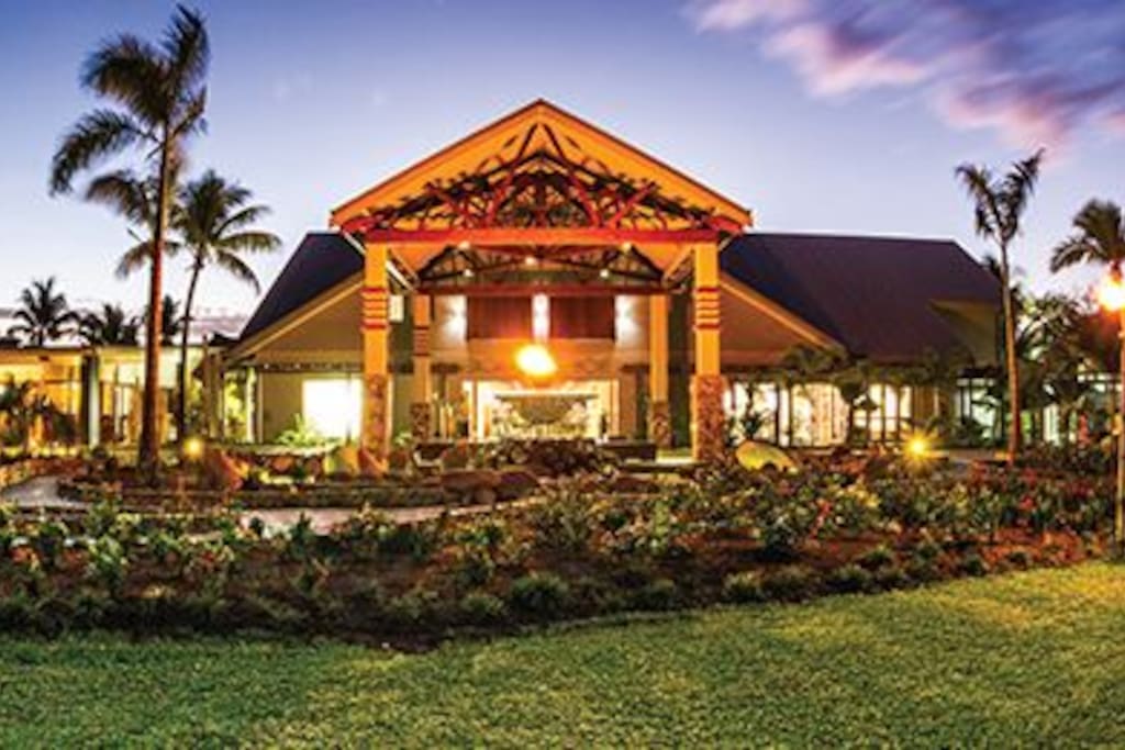 Grand entrance into the Wyndham Resort, Denarau Island, Fiji