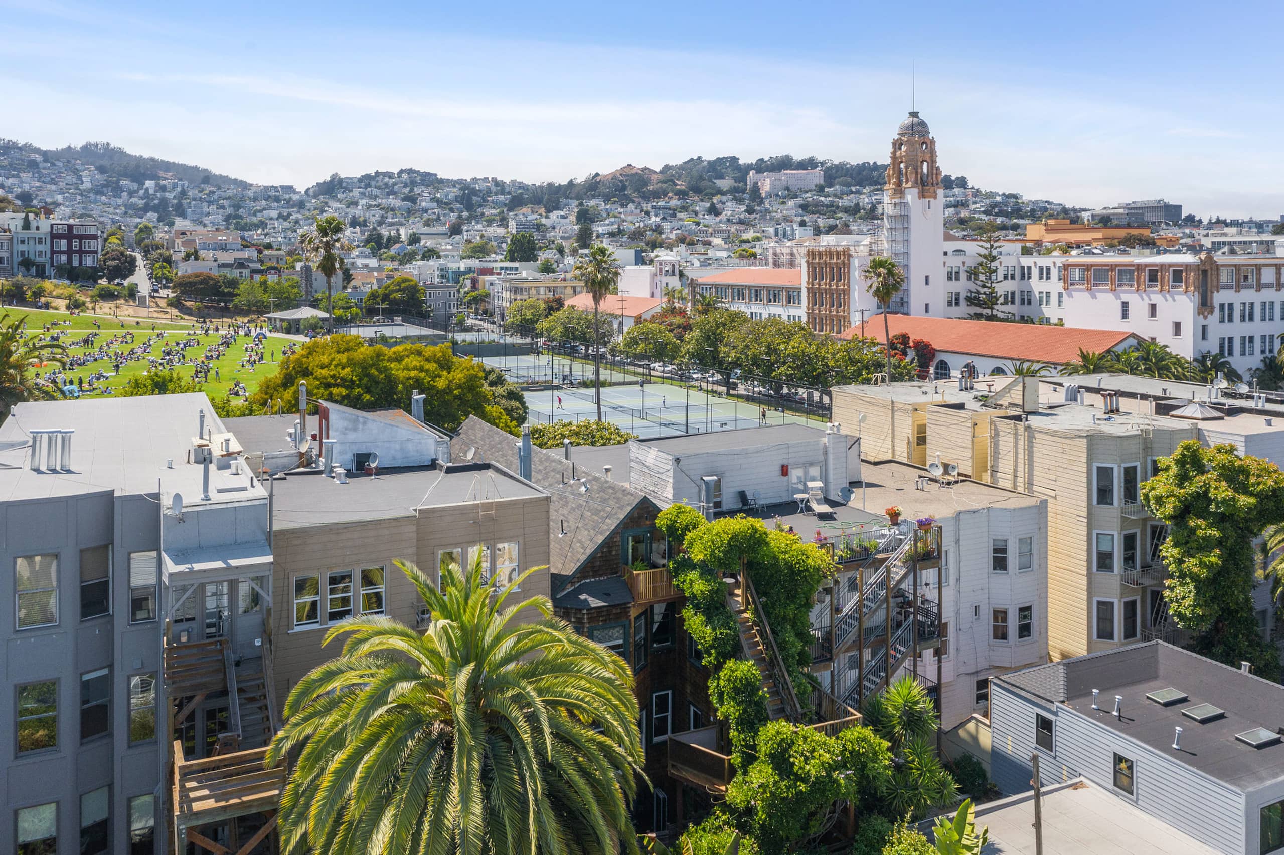 Home in San Francisco · ★4.95 · 1 bedroom · 2 beds · 1 bath - Image 41