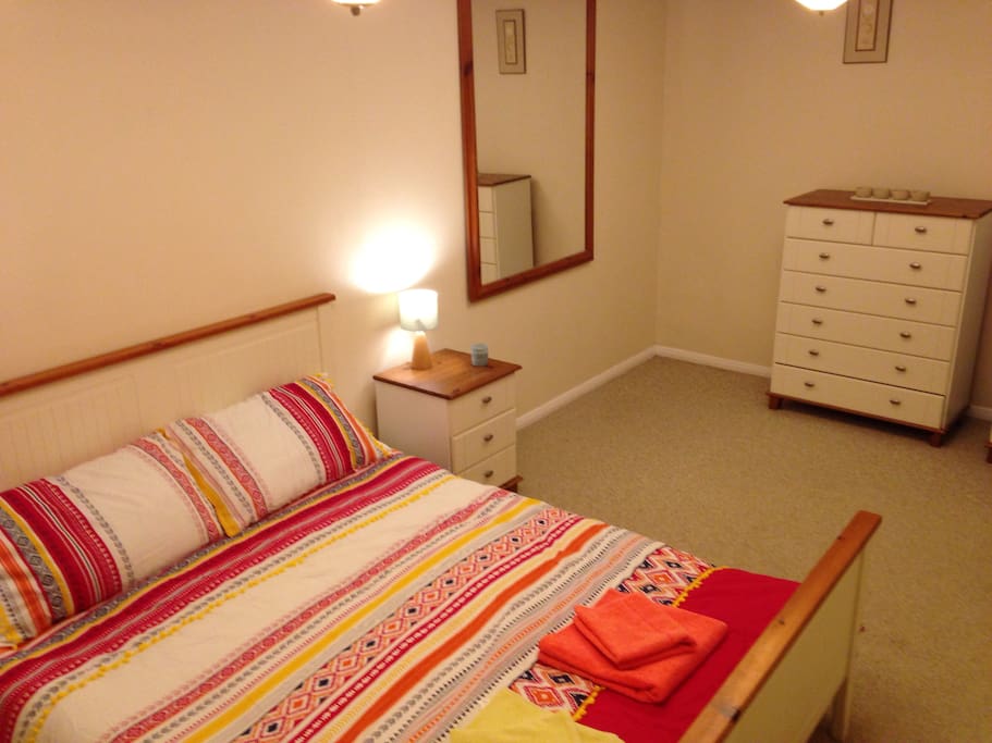 Large Main Bedroom with Double Bed