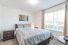 A+Cozy+Suite+in+South+Surrey+%2830%2B+days%2C+20%25+off%29