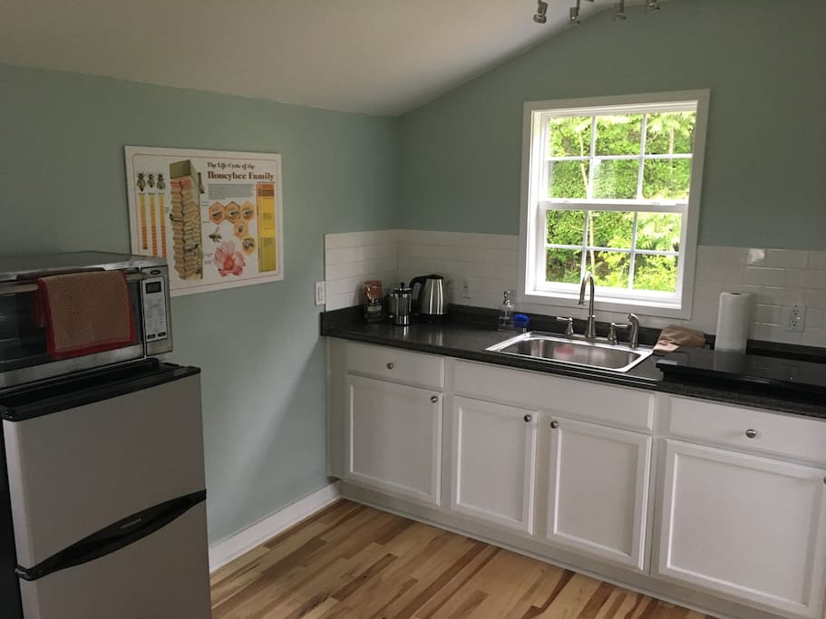 Kitchenette to prepare meals from local produce and protein