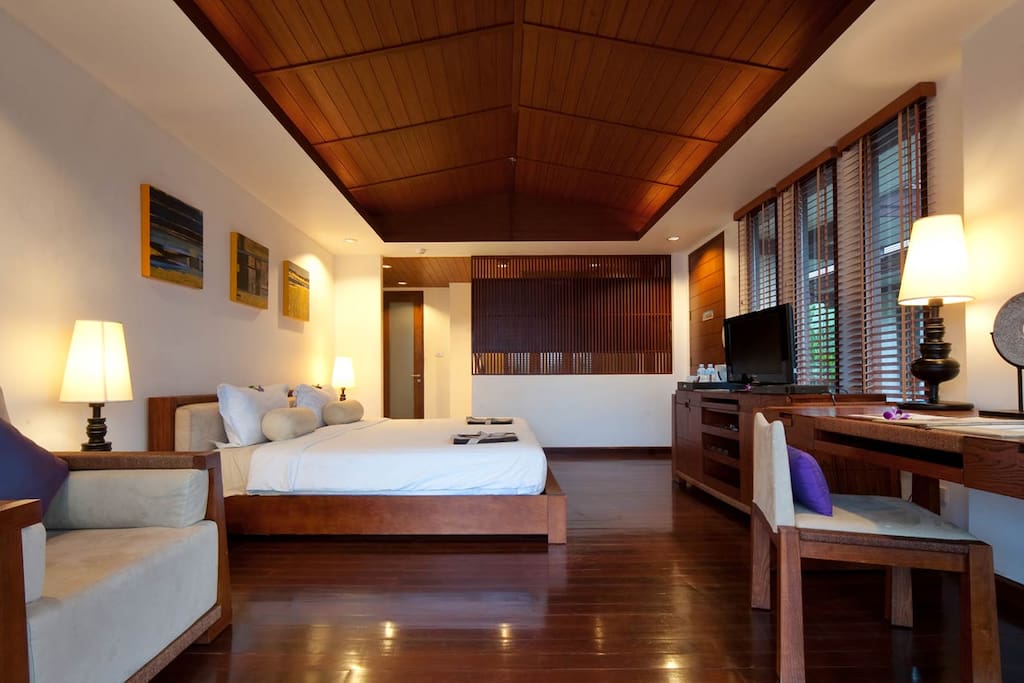Upstairs bedroom