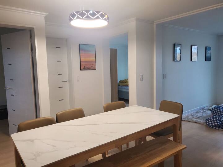 Beautiful sunrise and surfing mecca Jinha Beach are 30 seconds away