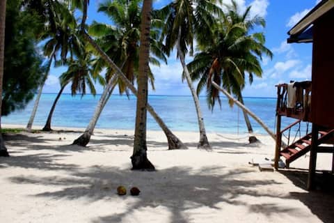 Beachfront life at Tangikaara