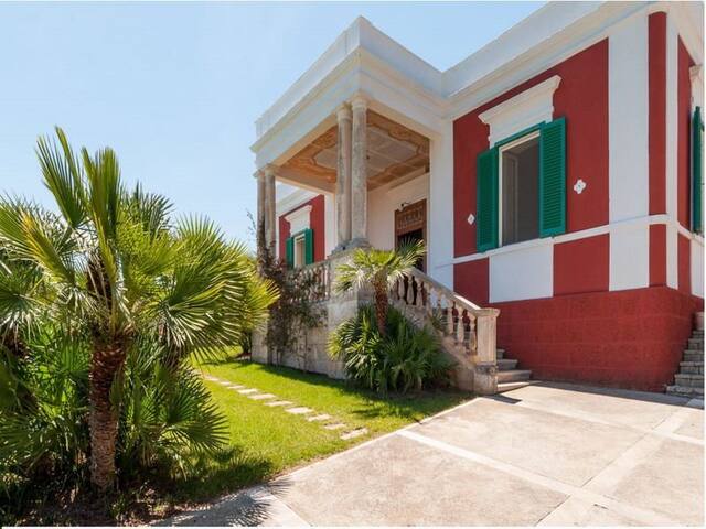 Amazing villa with pool, seaview, privacy, Puglia gallery image 4