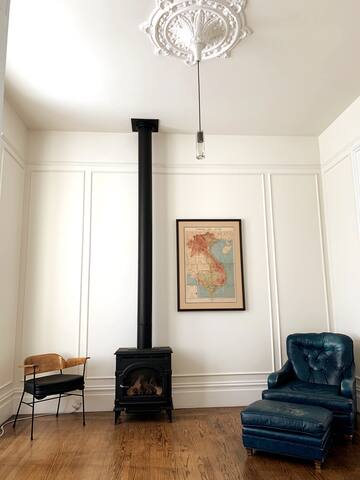 Architect’s House with Skyline Views in Noe Valley gallery image 4