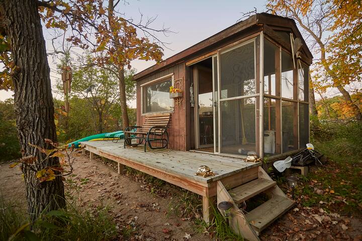 Fall colors surround this private Lake Sylvia Home gallery image 5