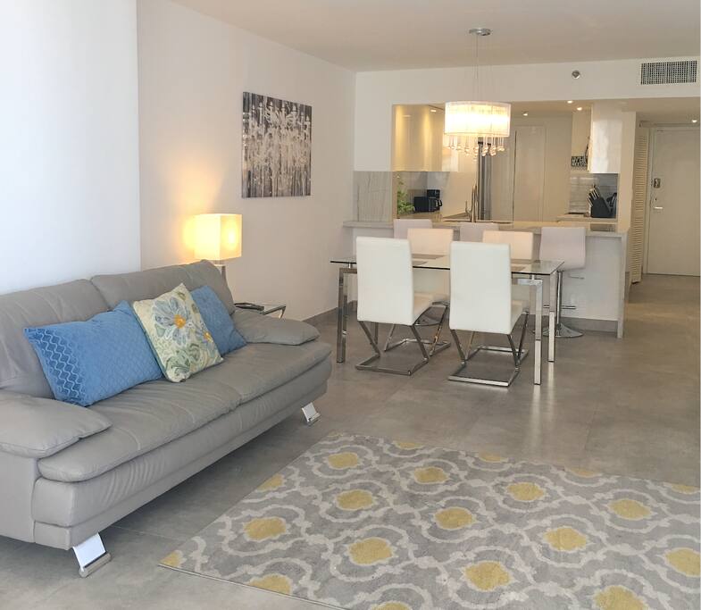 Gorgeous Spacious living space