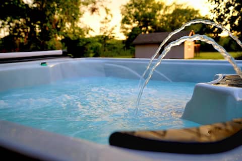 Rose Ranch - Charming Country Home