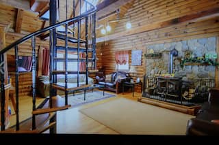 Ellicottville 6 Bed Ski Chalet, photo 5 of 47