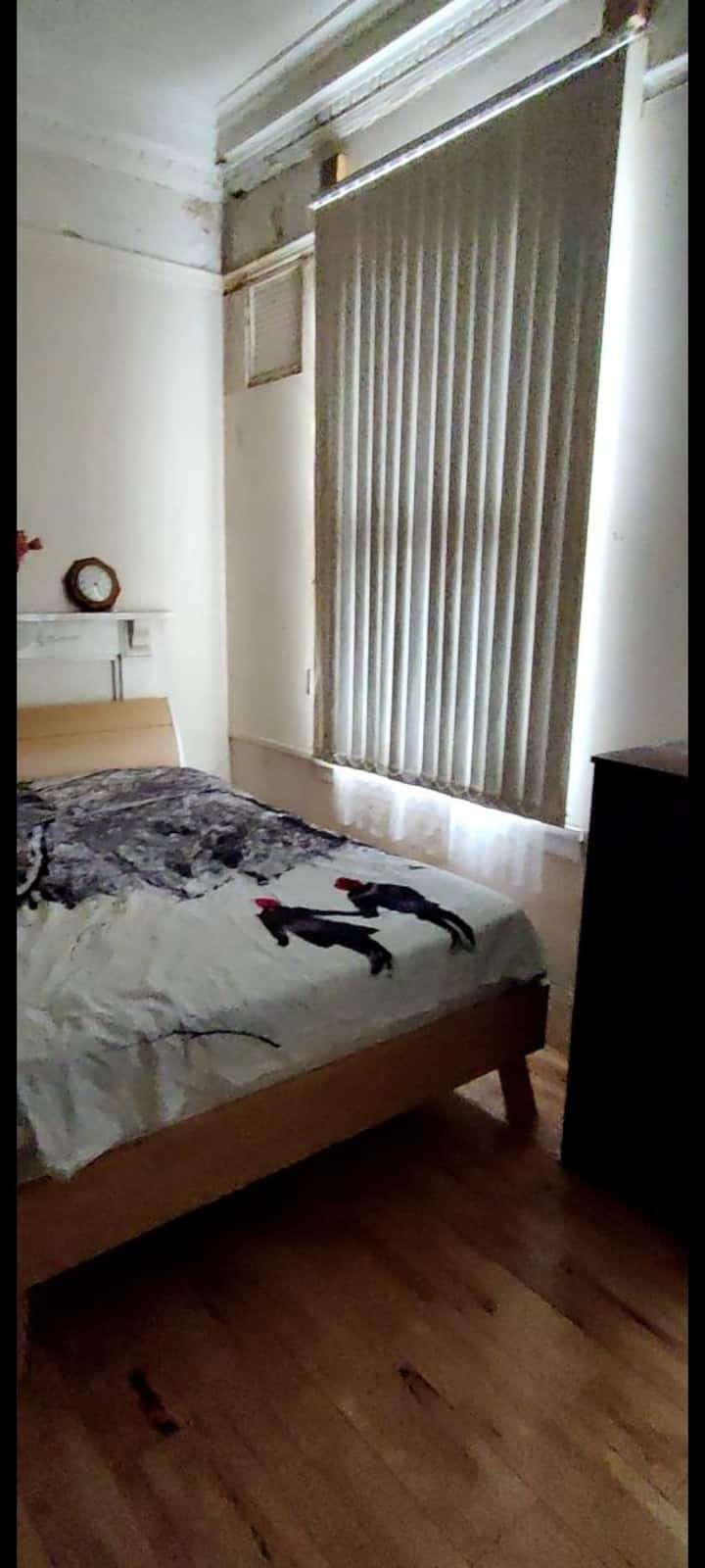 Double Room In Centre Of City - Newport