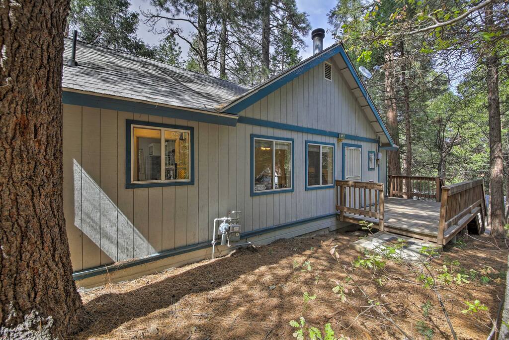 This 3-bedroom, 2-bathroom home is perfect for 7.