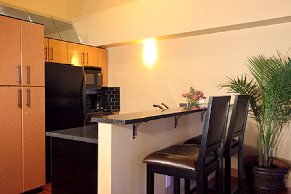 Kitchen with service bar.