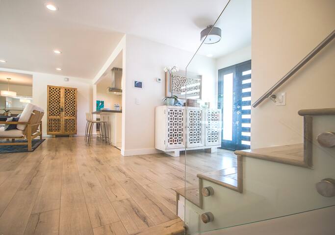 ★ Modern Luxury, Private Pool ★ gallery image 3