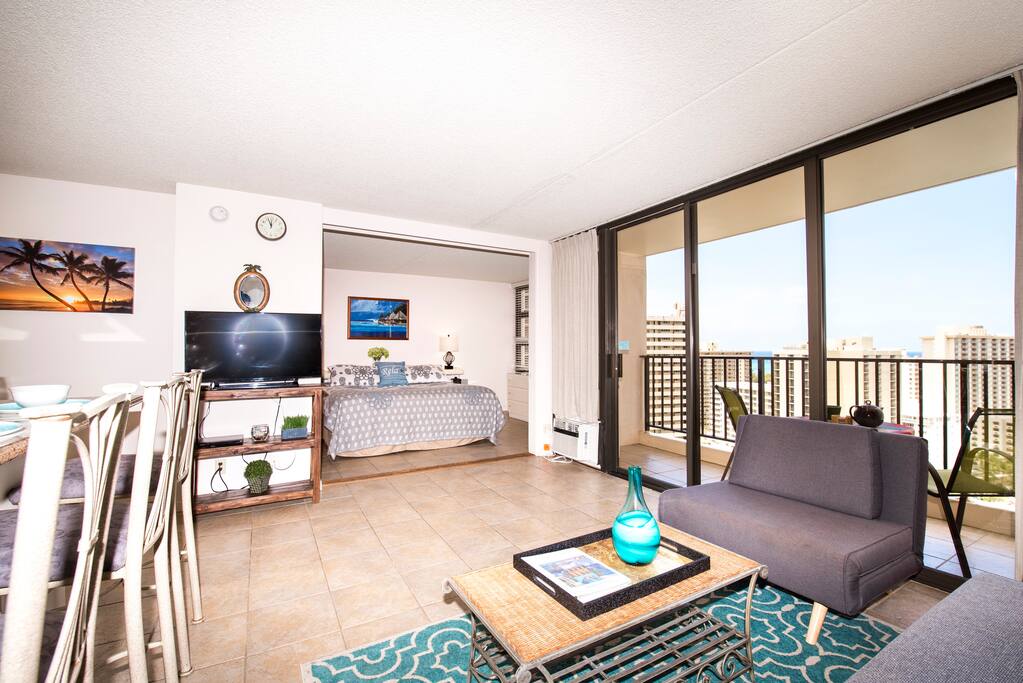 Living room/ bedroom