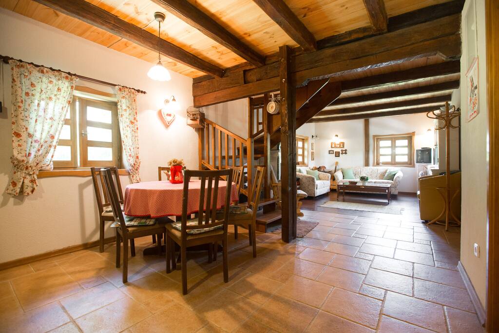 Dining table & living room