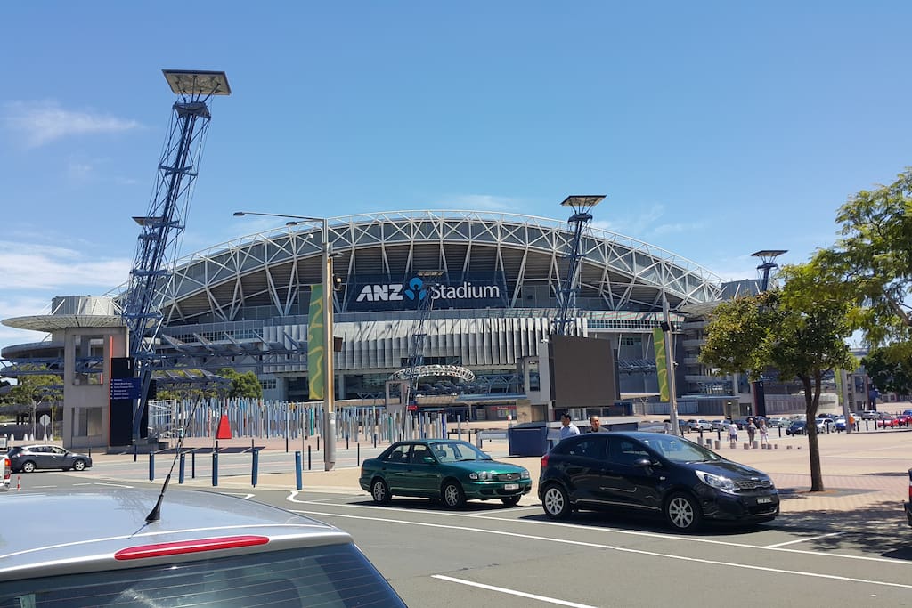 Stadium only 4 mins drive and walking 16mins