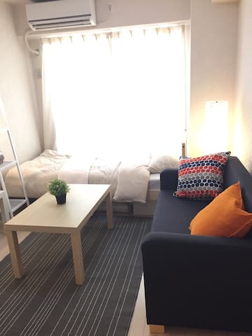 R4-2 Namba 8min!! Nipponbashi 10min!!