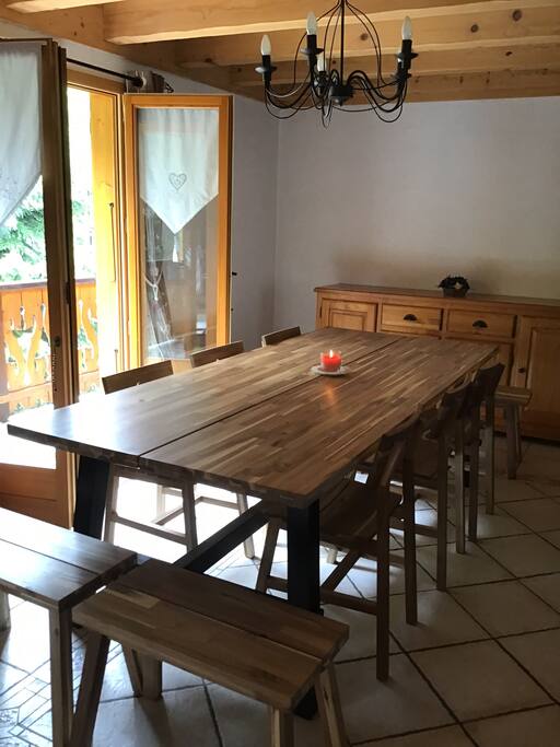 Dining area with access to the balcony