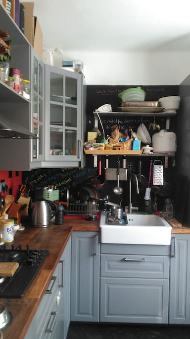 Well-equiped kitchen