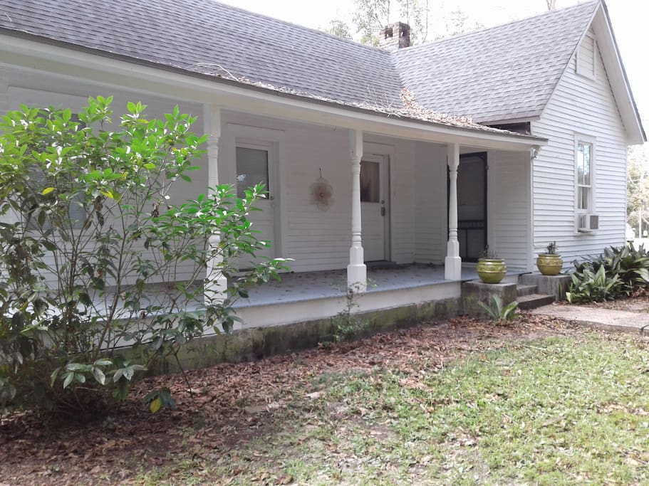 Grand Bay Inn Houses for Rent in Grand Bay, Alabama, United States