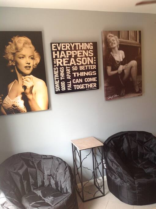 MARILYN/Garden Studio w/ chaise lounge (not pictured/bean bags replaced)