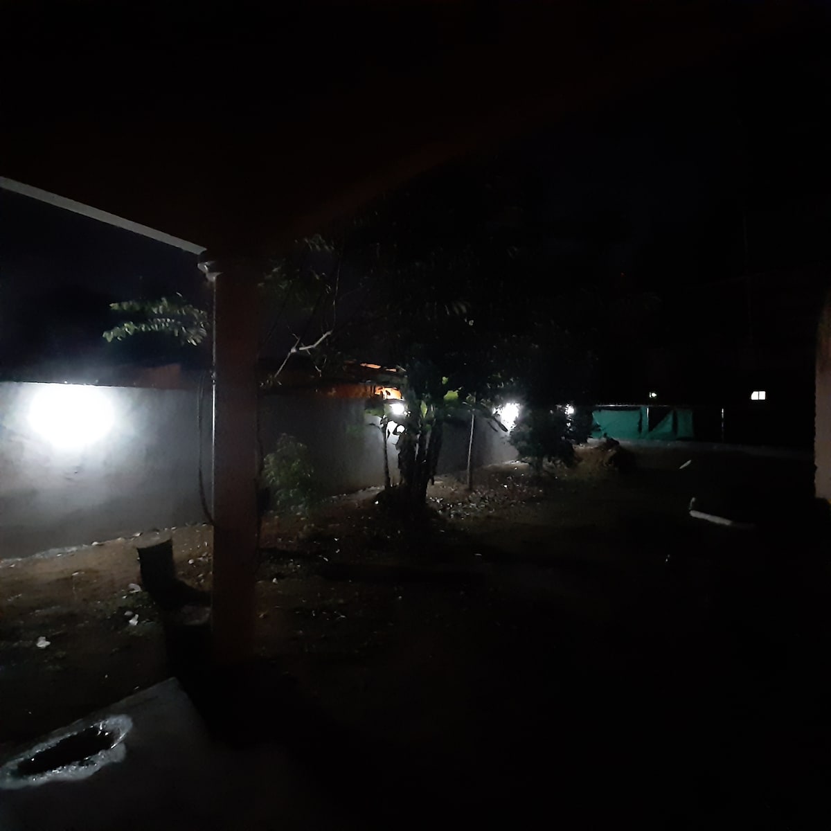 Shared exterior image 2 at Habitación #1 Colibrí in David